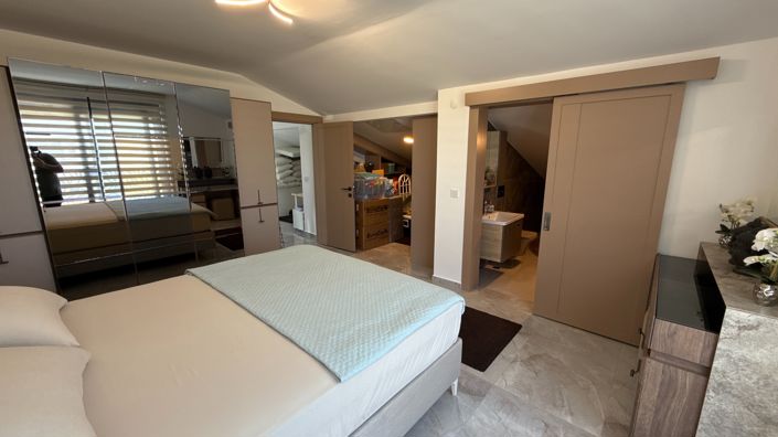 Image No.11-2 Bed Villa for sale