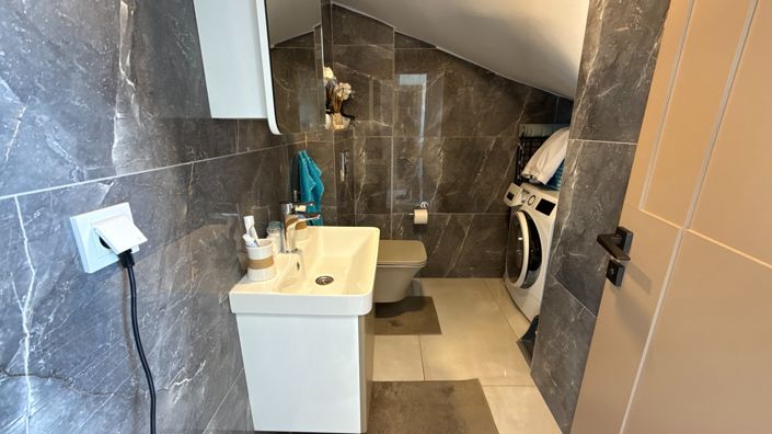 Image No.19-2 Bed Villa for sale