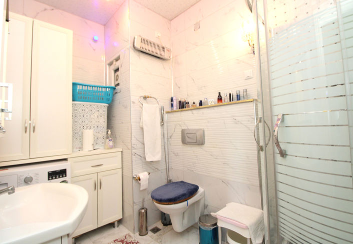 Image No.20-2 Bed Apartment for sale