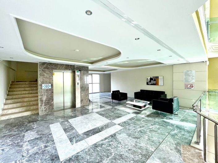 Image No.25-2 Bed Apartment for sale