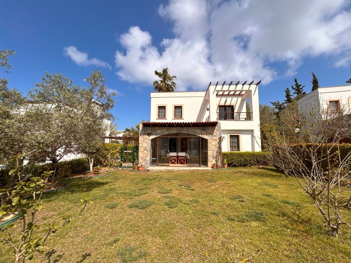 Image No.3-3 Bed Villa for sale