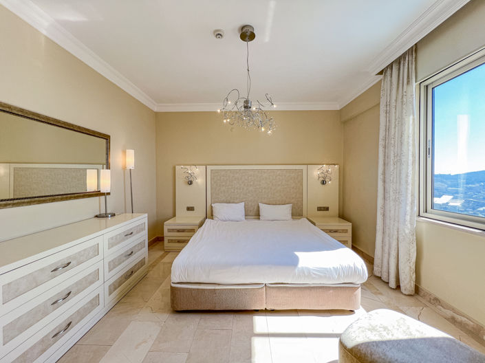 Image No.13-2 Bed Apartment for sale