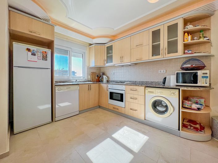 Image No.5-2 Bed Apartment for sale