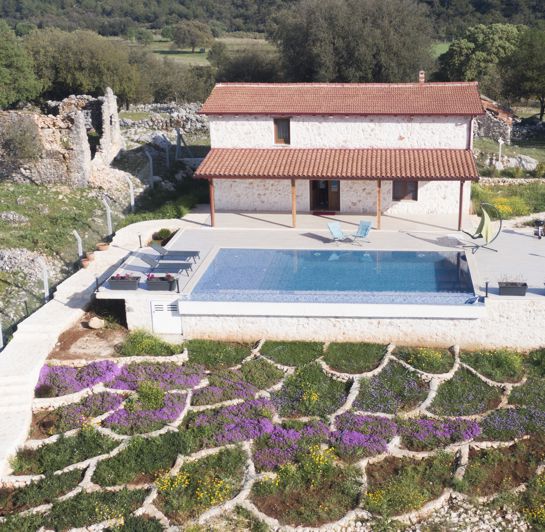 Image No.1-3 Bed Villa for sale