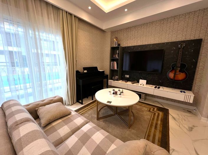 Image No.10-2 Bed Apartment for sale