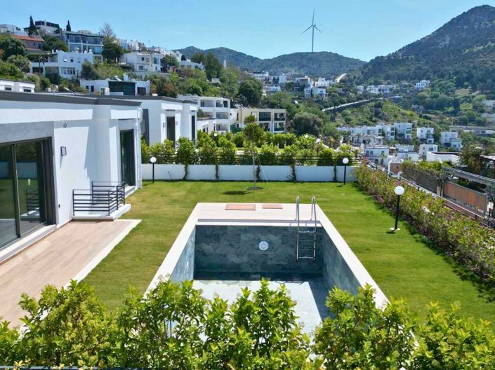 Image No.1-4 Bed Villa for sale
