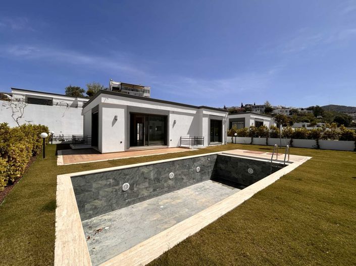 Image No.7-4 Bed Villa for sale