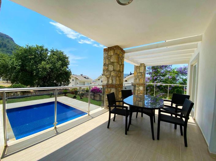 Image No.10-4 Bed Villa for sale