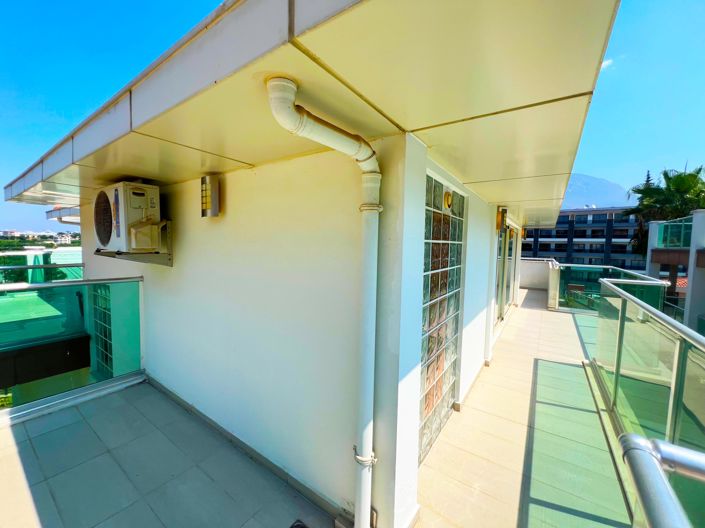 Image No.20-4 Bed Penthouse for sale