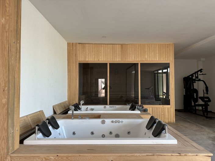 Image No.22-2 Bed Apartment for sale