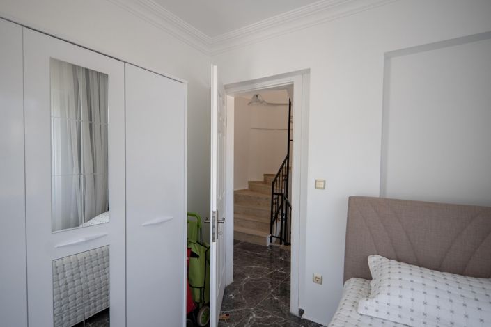 Image No.15-3 Bed Villa for sale