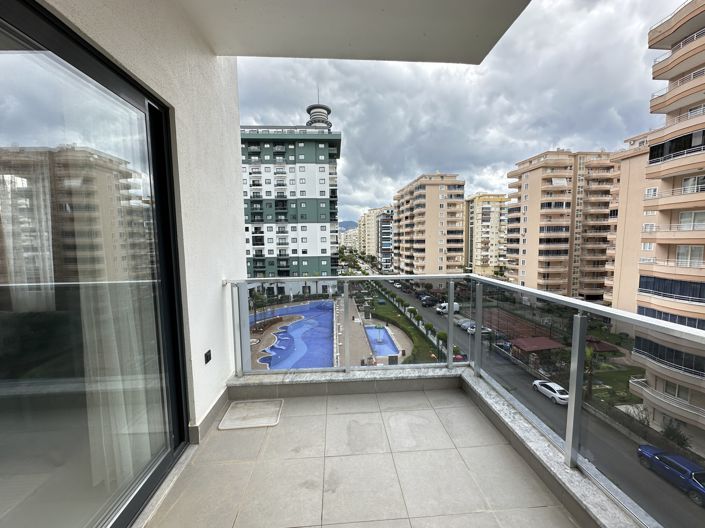 Image No.10-2 Bed Apartment for sale