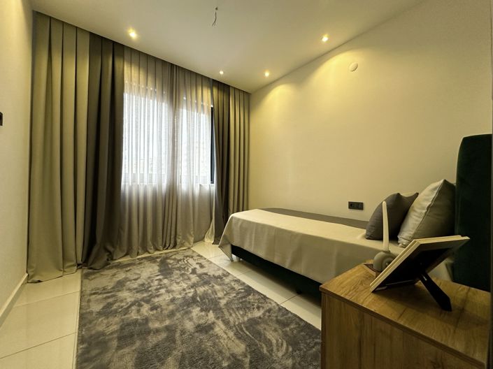 Image No.16-2 Bed Apartment for sale