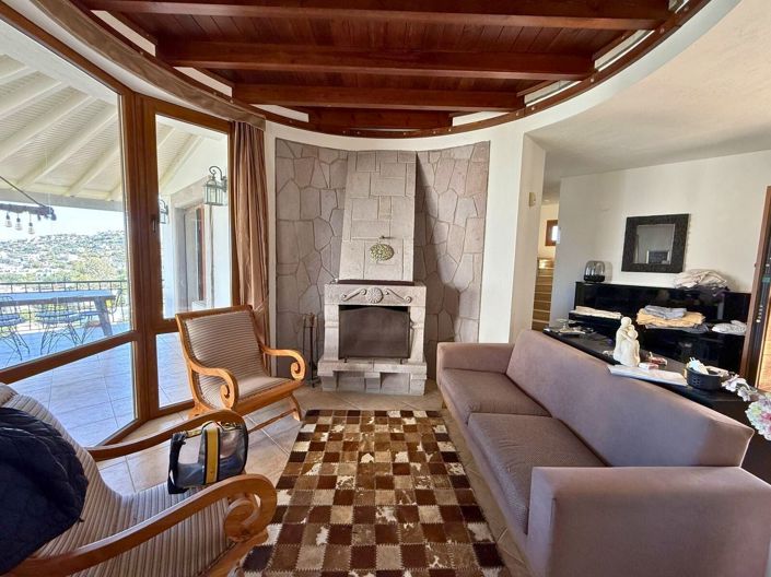 Image No.10-6 Bed Villa for sale