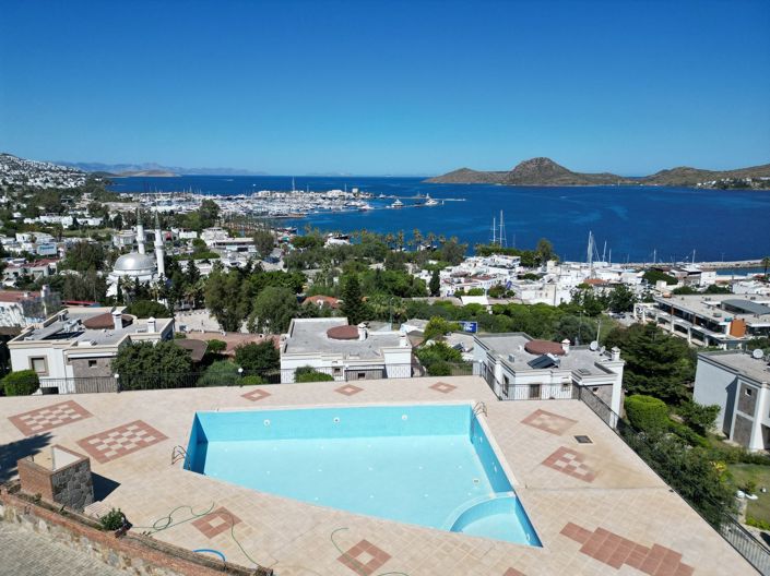 Image No.4-6 Bed Villa for sale