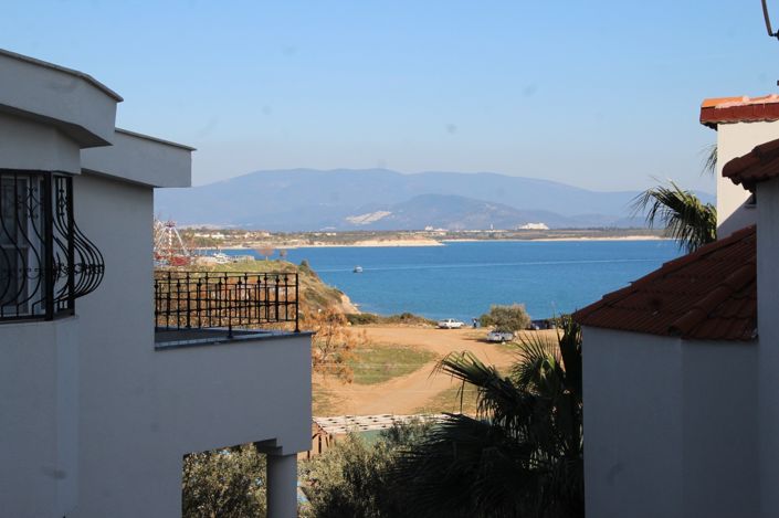 Image No.1-3 Bed Villa for sale