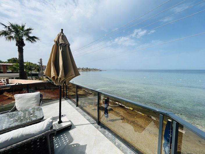 Image No.1-3 Bed Villa for sale