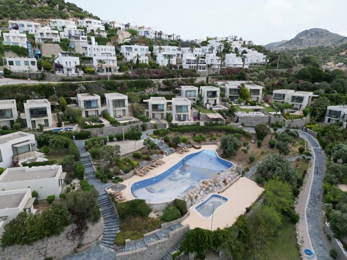 Image No.3-3 Bed Villa for sale