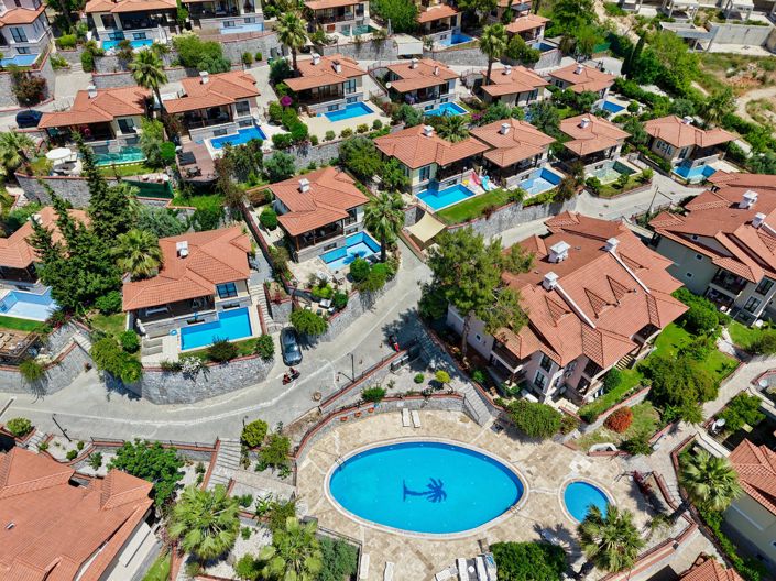 Image No.2-4 Bed Villa for sale