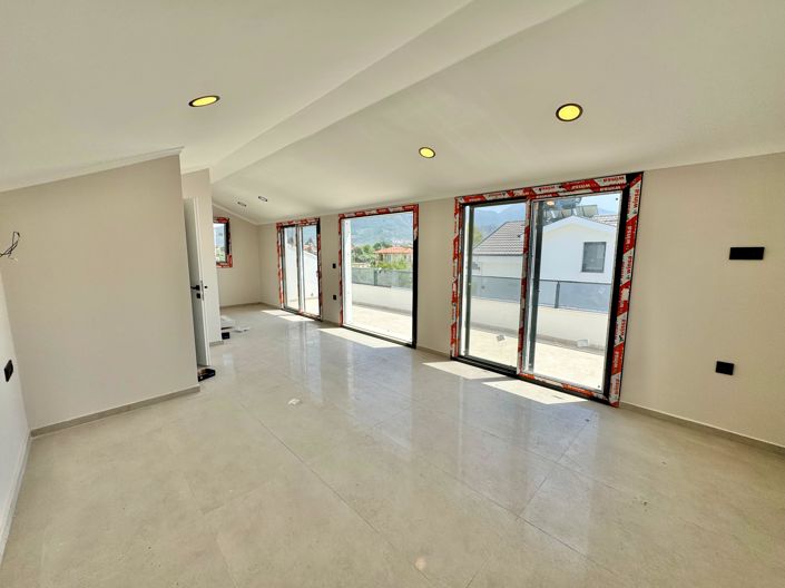 Image No.17-3 Bed Villa for sale