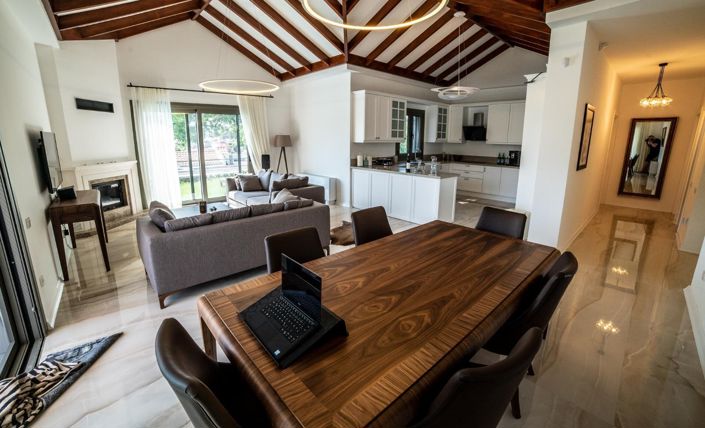 Image No.6-3 Bed Villa for sale