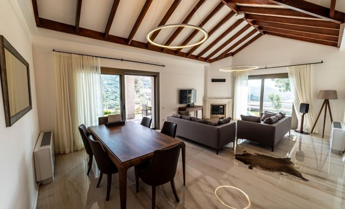 Image No.7-3 Bed Villa for sale