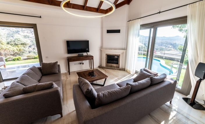 Image No.8-3 Bed Villa for sale