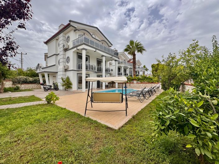 Image No.3-3 Bed Villa for sale