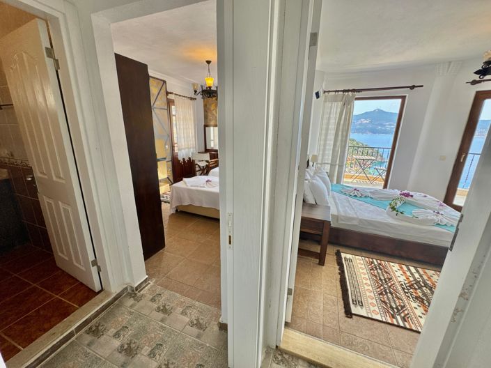 Image No.11-5 Bed Villa for sale