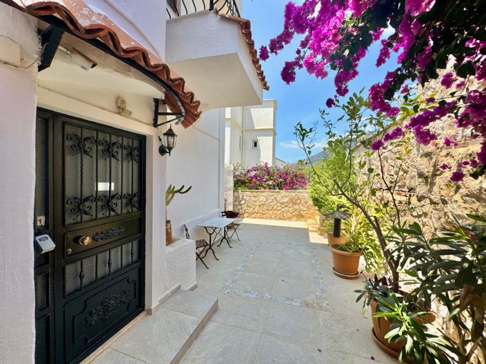 Image No.21-5 Bed Villa for sale