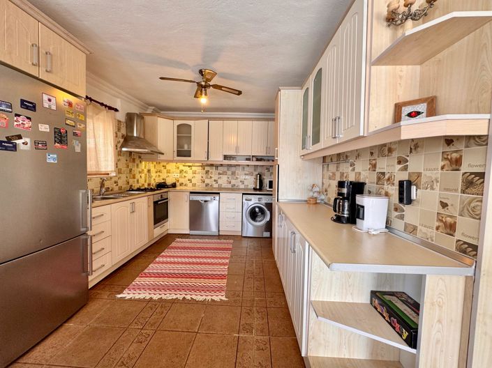 Image No.9-5 Bed Villa for sale