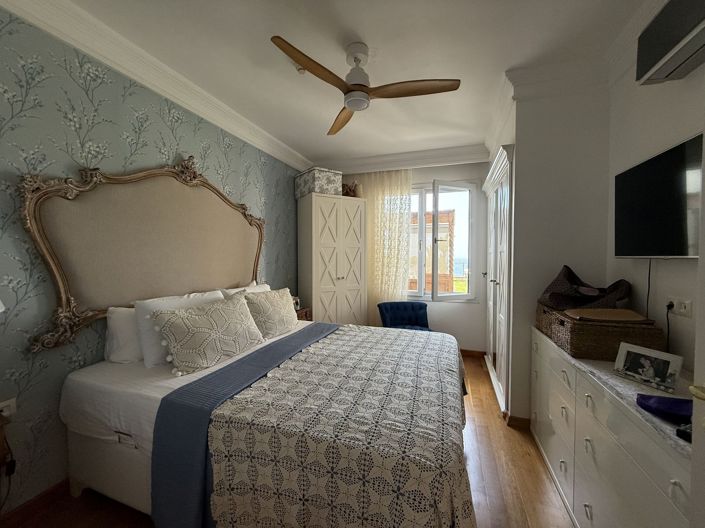 Image No.17-3 Bed Apartment for sale