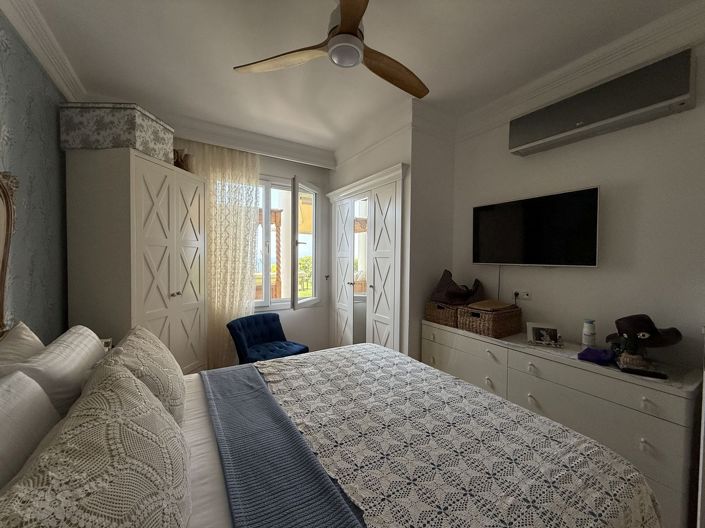 Image No.18-3 Bed Apartment for sale