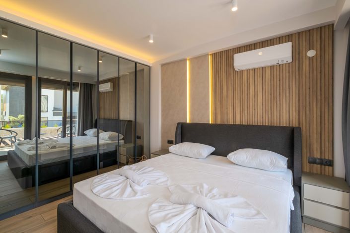 Image No.17-3 Bed Villa for sale