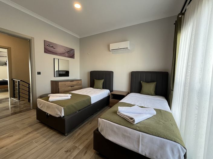 Image No.12-2 Bed Apartment for sale