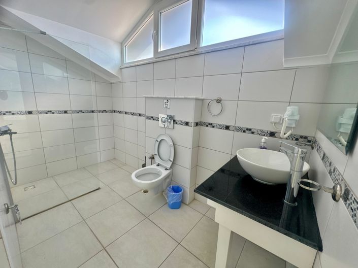 Image No.20-4 Bed Villa for sale