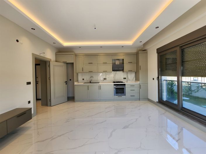 Image No.10-1 Bed Apartment for sale