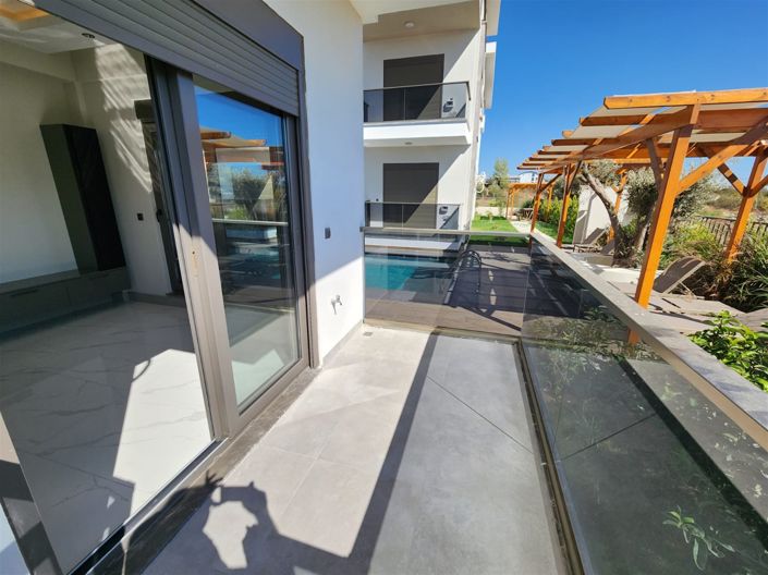 Image No.12-2 Bed Apartment for sale