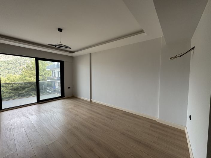 Image No.7-3 Bed Apartment for sale