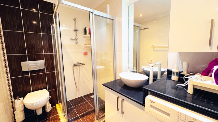 Image No.14-2 Bed Apartment for sale