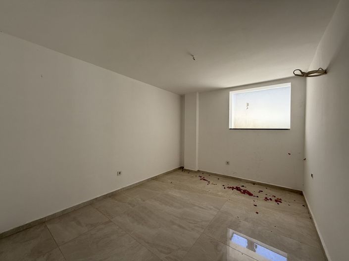 Image No.13-5 Bed Villa for sale