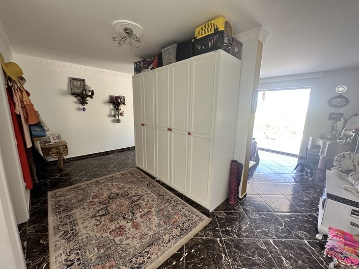 Image No.14-7 Bed Villa for sale