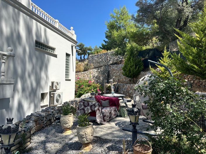 Image No.7-7 Bed Villa for sale