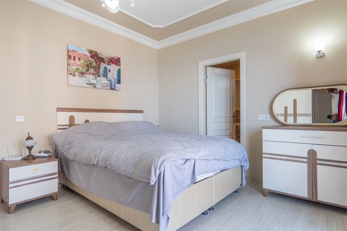 Image No.13-2 Bed Apartment for sale