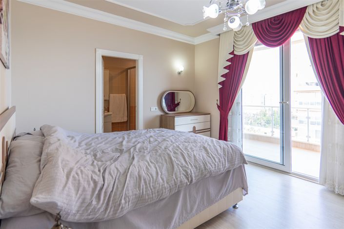 Image No.14-2 Bed Apartment for sale