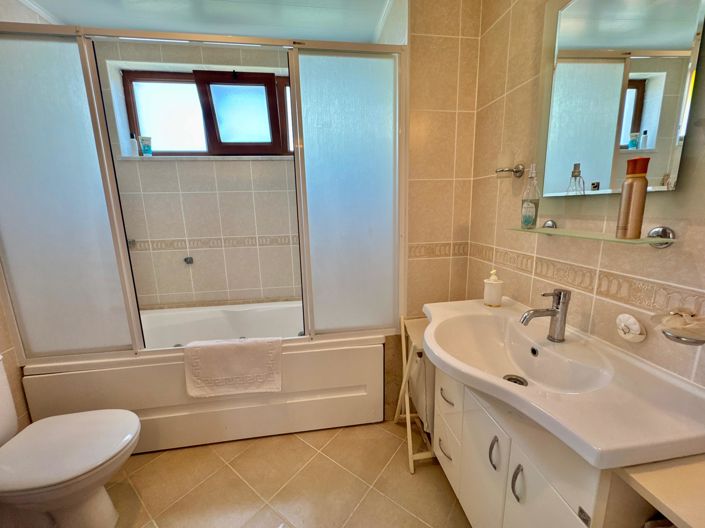 Image No.19-4 Bed Villa for sale