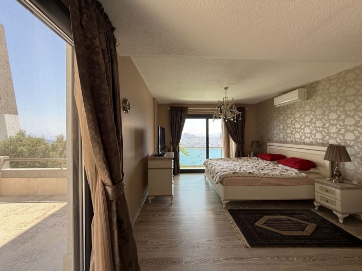 Image No.11-5 Bed Villa for sale