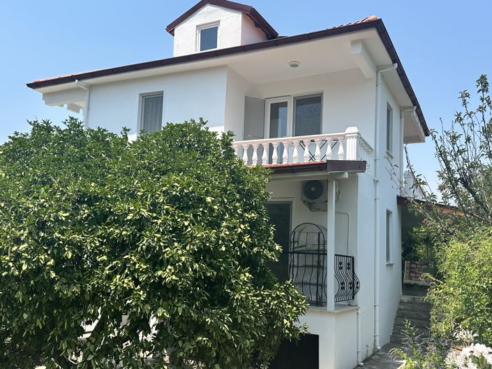 Image No.3-3 Bed Villa for sale