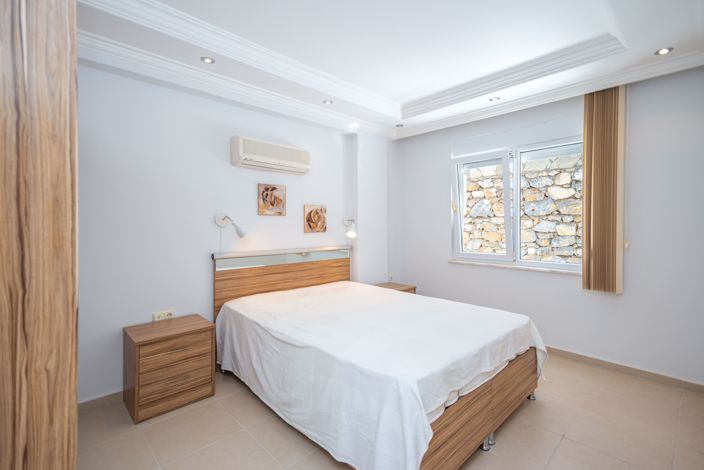 Image No.21-2 Bed Apartment for sale