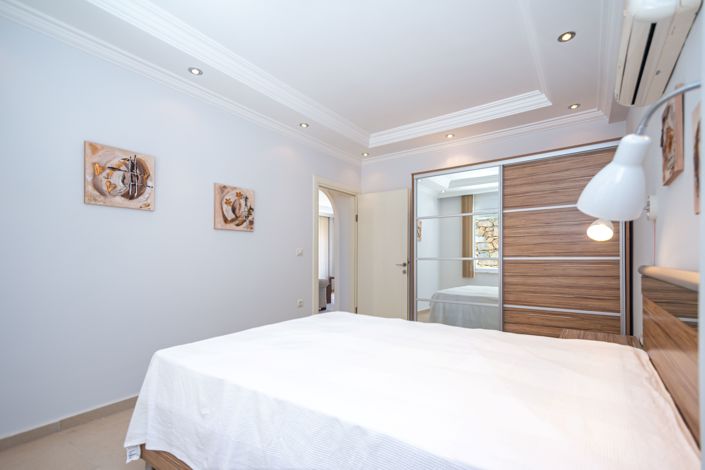 Image No.22-2 Bed Apartment for sale